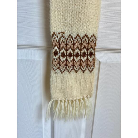 Vintage 70's Long Cream and Brown Scarf with Fringe | Retro Winter Accessories - Picture 4 of 5